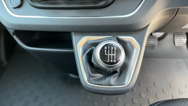 Renault Trafic Swb Diesel SL30 Blue dCi 150 Extra [Safety] Van